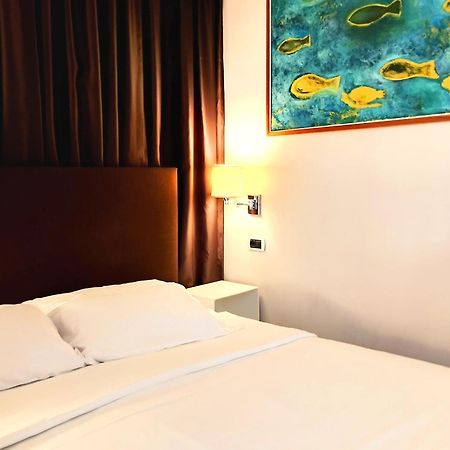 Guest House Cavour 278 โรม ภายนอก รูปภาพ