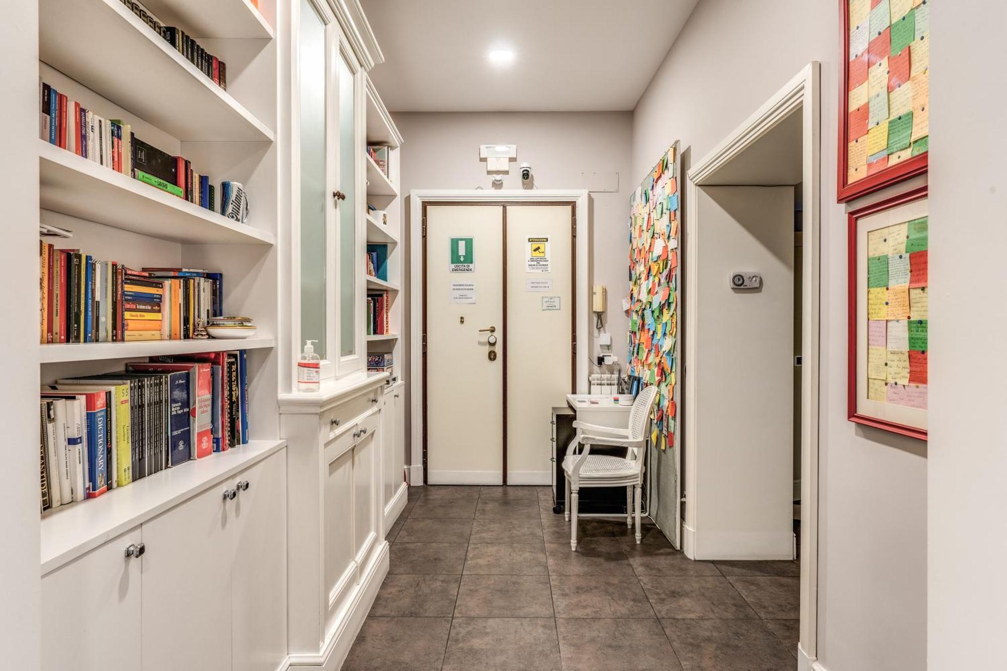 Guest House Cavour 278 โรม ภายนอก รูปภาพ